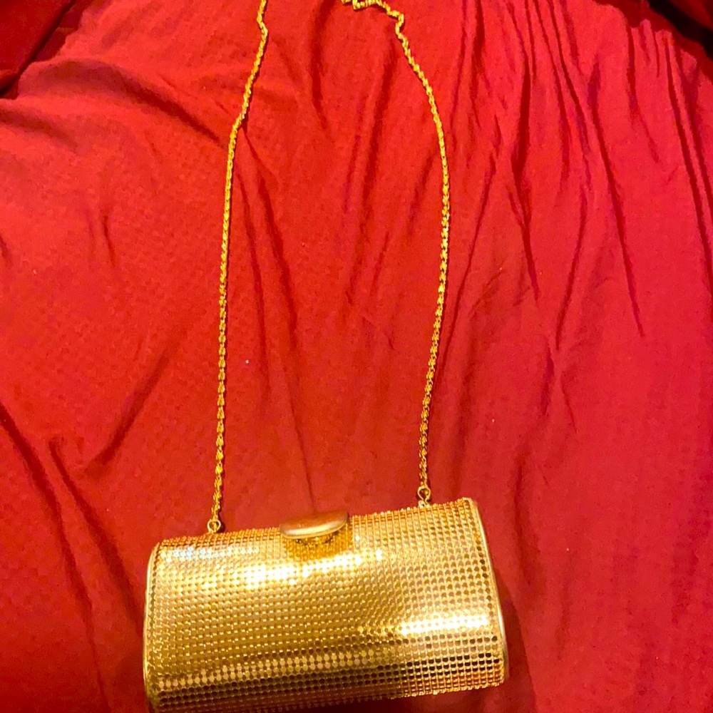Gold Amanda smith bag for evening wear